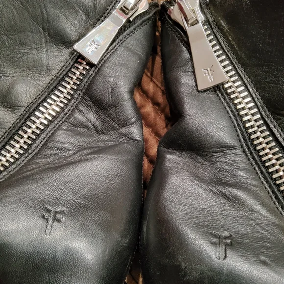 Frye Demi Asymmetrical Zip Booties Size 9,5 - Picture 5 of 12